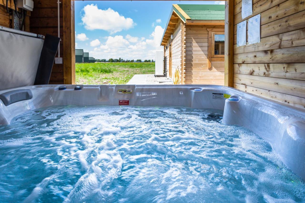 Kings Caves Glamping Hotel Torbeg Екстериор снимка