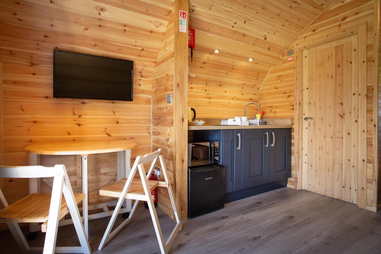 Kings Caves Glamping Hotel Torbeg Екстериор снимка