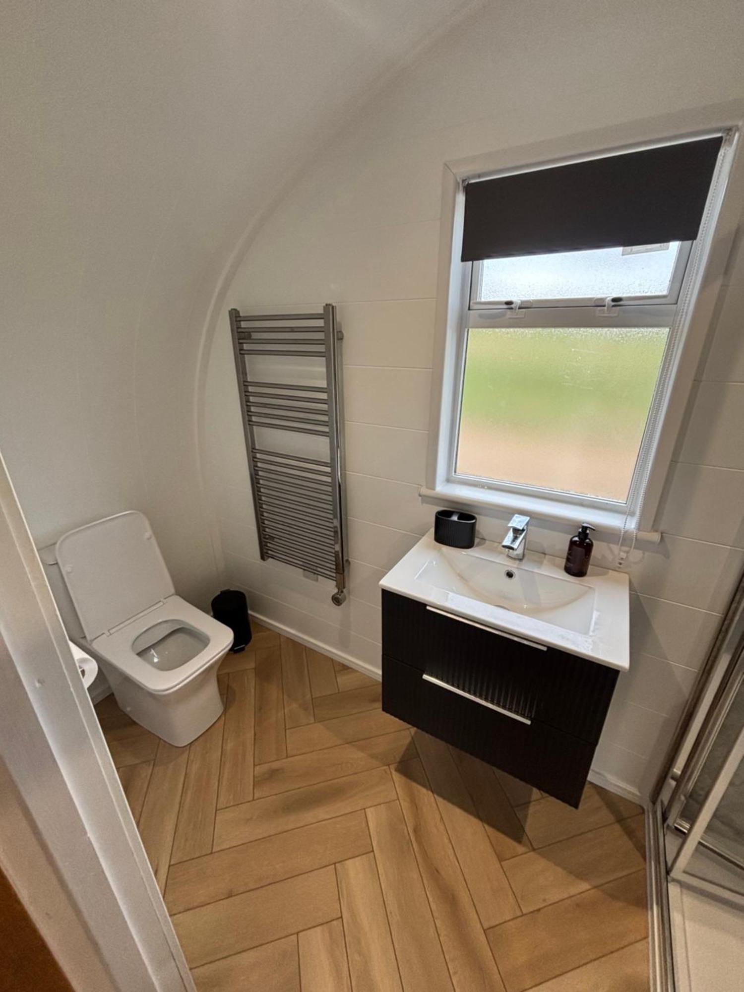 Kings Caves Glamping Hotel Torbeg Екстериор снимка