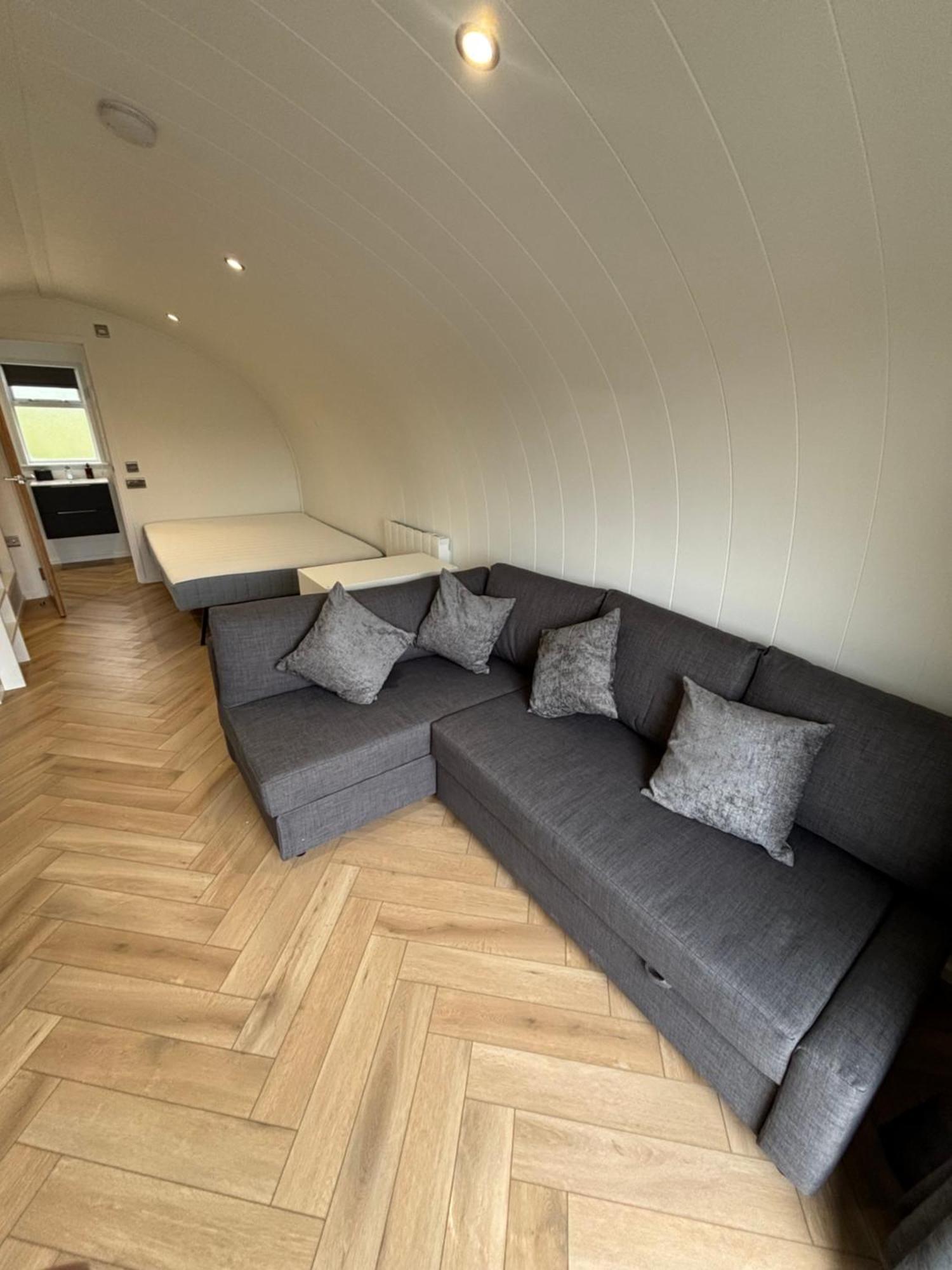 Kings Caves Glamping Hotel Torbeg Екстериор снимка